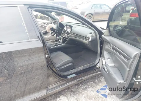 2022 Honda Accord Sport z USA, uszkodzony, nr VIN 1HGCV1F31NA111360